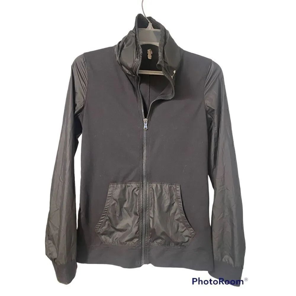 Under Armour Women’s Lux Black Track Jacket Athleisure Size XS